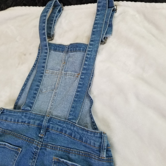 Womens' Overalls - Picture 2 of 8